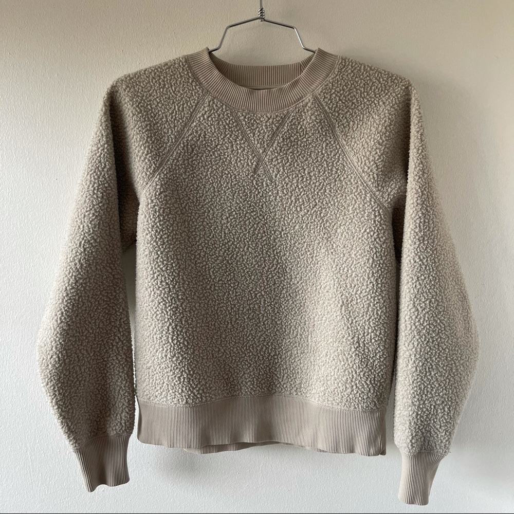 Everlane Renew Fleece Raglan Sweatshirt